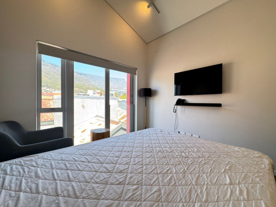 1 Bedroom Property for Sale in Woodstock Western Cape